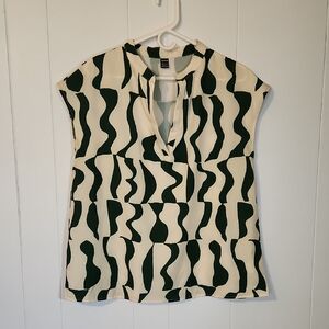 Wavy Print Cap Sleeve Blouse - Dark Green and Cream